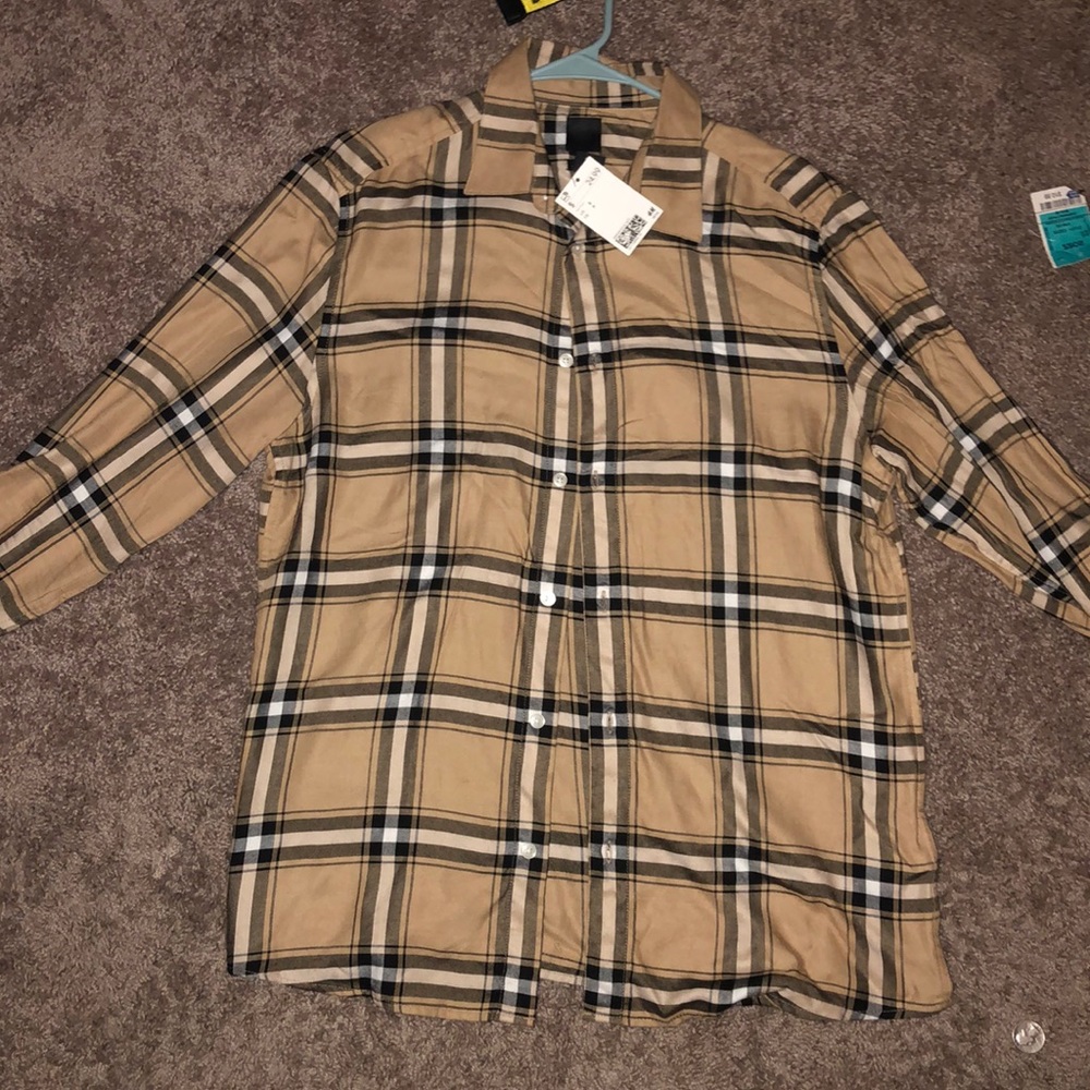 Small hnm shirt